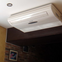 Instalarea unui sistem de împărțire a tavanului: instrucțiuni pentru instalarea aparatului de aer condiționat pe tavan și setarea acestuia