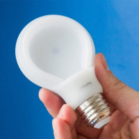 Philips LED-lampa-översikt: typer och egenskaper, fördelar och nackdelar + konsumentrecensioner