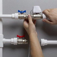 Čidlo úniku vody: jak vybrat a nainstalovat protipovodňový systém do-it-yourself
