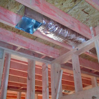 Do-it-yourself ventilace v rámovém domě: výběr nejlepšího schématu a stavebních pravidel