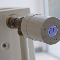 Válvula termostática para un radiador: finalidad, tipos, principio de funcionamiento + instalación.
