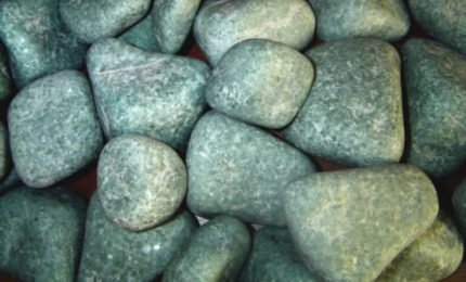 Žadeitas - unikalių savybių turintis akmuo