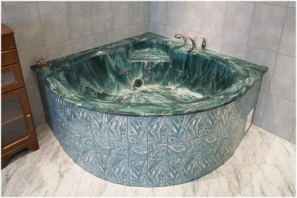 Artificial stone bathtub