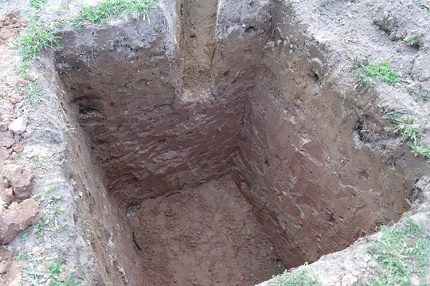 Groapa de excavare pentru fosa septică