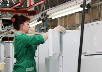 Production de réfrigérateurs Saratov