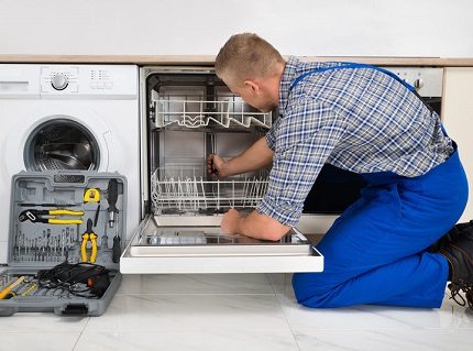 Aptarnavimo kvietimas iš naujo įdiegti sugedusį šildytuvą indaplovėje yra kokybiško prietaiso įdiegimo garantija