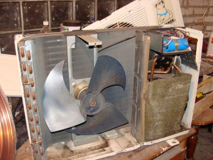 Inside view of the external unit