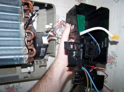 Disassembling the air conditioner model